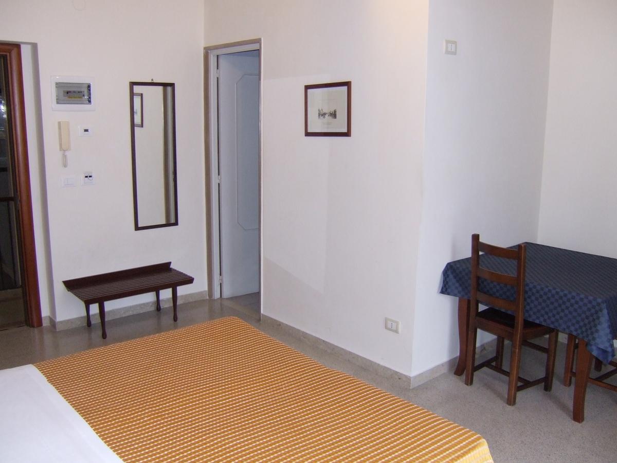Albergo Lucy Trani Quarto foto
